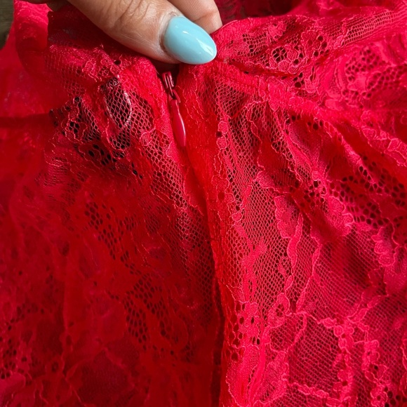 Victoria's Secret Red Lace Chemise - Picture 5 of 6